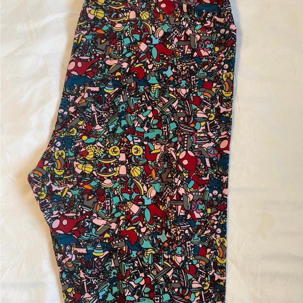 Lularoe TC Toy Leggings